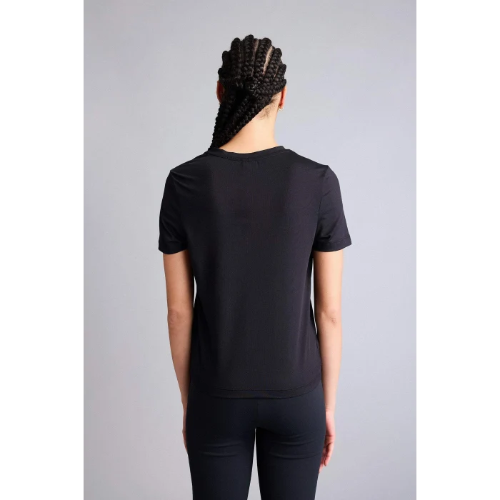 Defacto D2296AXBK81 Siyah Standart Fıt Bisiklet Yaka Sporcu Kısa Kollu Tişört