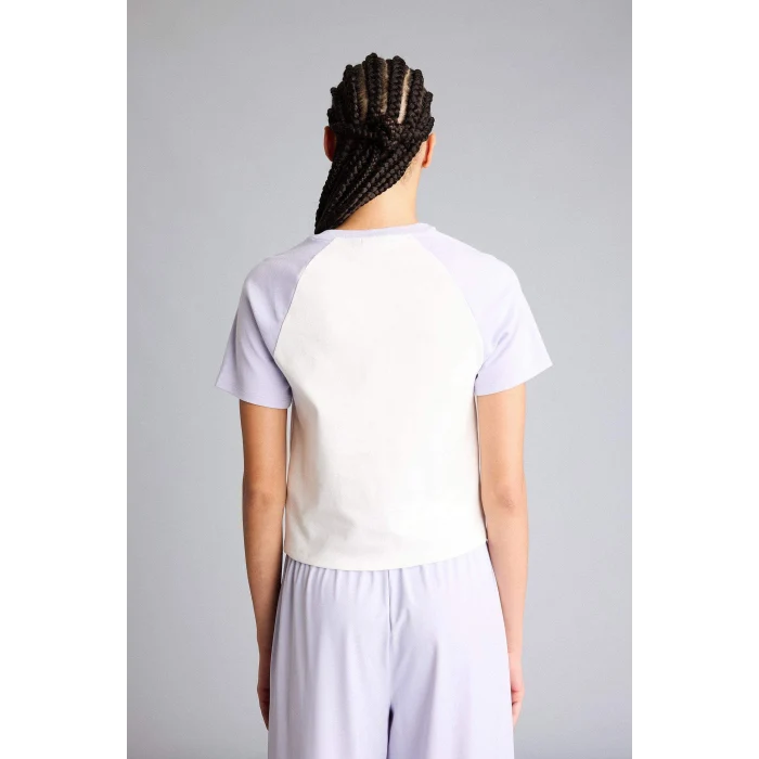 Defacto G0685AXER105 Ekru NBA Los Angeles Lakers Slım Fıt Pamuklu Kısa Kollu Tişört