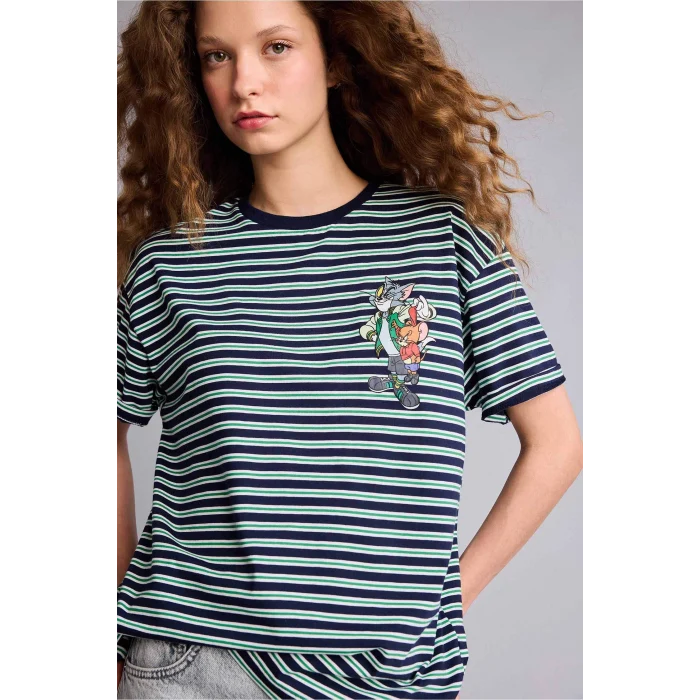 Defacto G0844AXNV105 Lacivert Tom & Jerry Oversıze Slogan Desenli Kısa Kollu Tişört