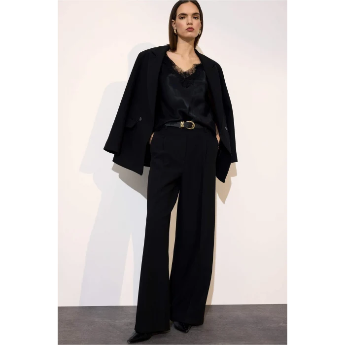 Defacto G8831AXBK81 Siyah Straıght Fıt Yüksek Bel Düz Paça Pantolon