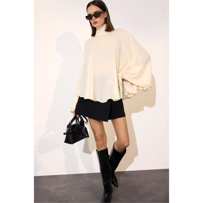 Defacto G8612AXER83 Ekru Fashıon Fıt Dik Yaka Krep Uzun Kollu Bluz