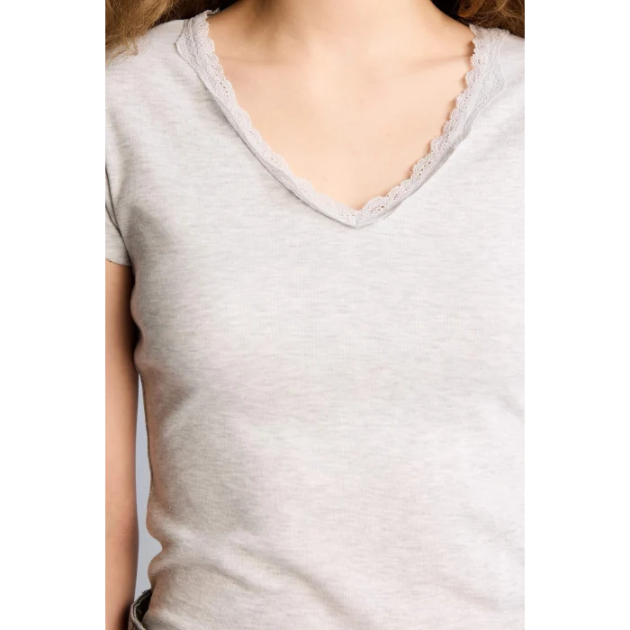 Defacto H1786AXGR256 Gri Fıtted Dantel Yaka Ribana Tişört