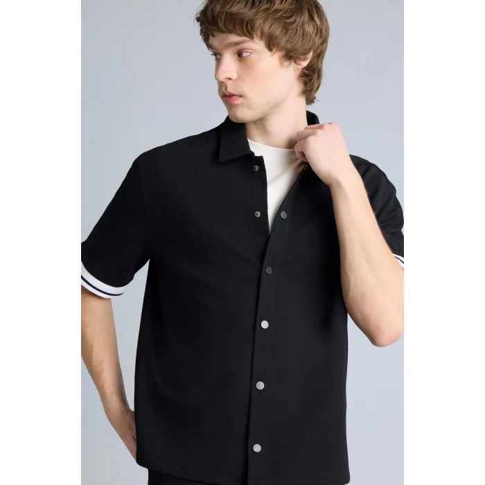 Defacto H1442AXBK81 Siyah Esnek Kumaş Boxy Fit Gömlek