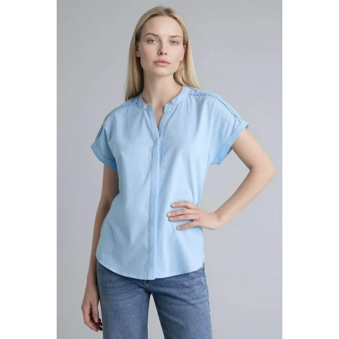 Defacto H1357AXBE196 Mavi Regular Fıt Bisiklet Yaka Flamlı Pamuk Kısa Kollu Gömlek