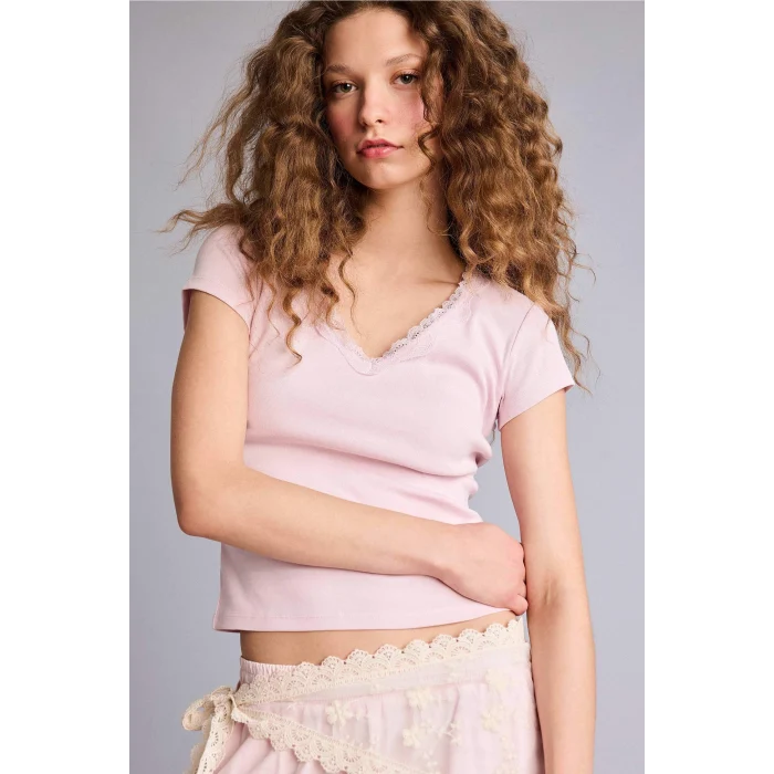 Defacto H1786AXPN688 Pembe Fıtted Dantel Yaka Ribana Kısa Kollu Tişört