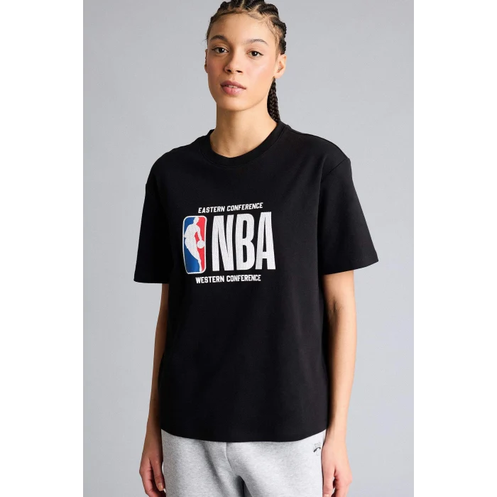 Defacto G0717AXBK81 Siyah NBA Wordmark Relax Fıt Kısa Kollu Tişört