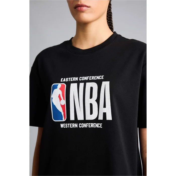 Defacto G0717AXBK81 Siyah NBA Wordmark Relax Fıt Kısa Kollu Tişört