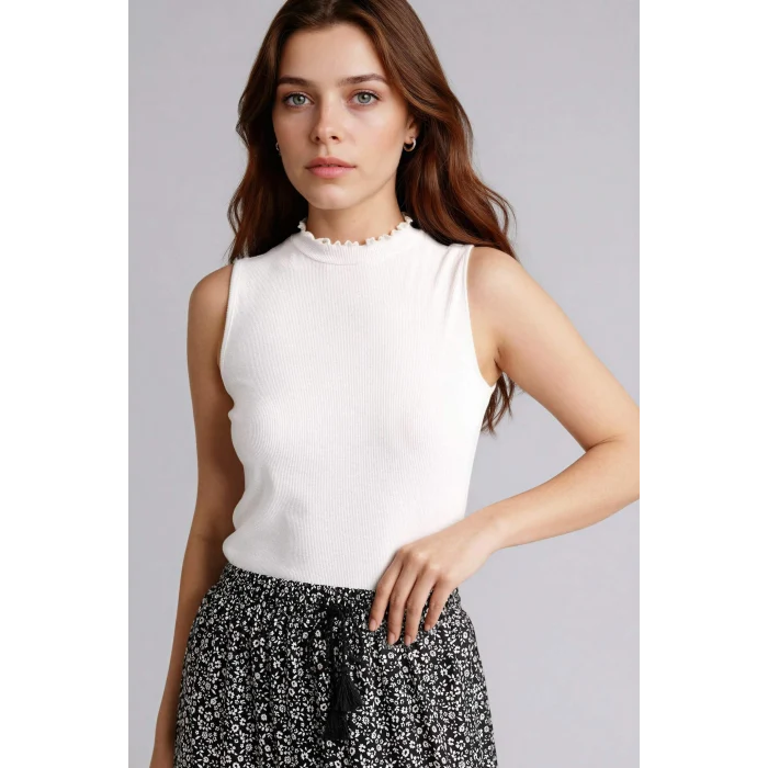 Defacto G0050AXER105 Ekru Slım Fıt Yarım Balıkçı Yaka Fitilli Kaşkorse Tunik