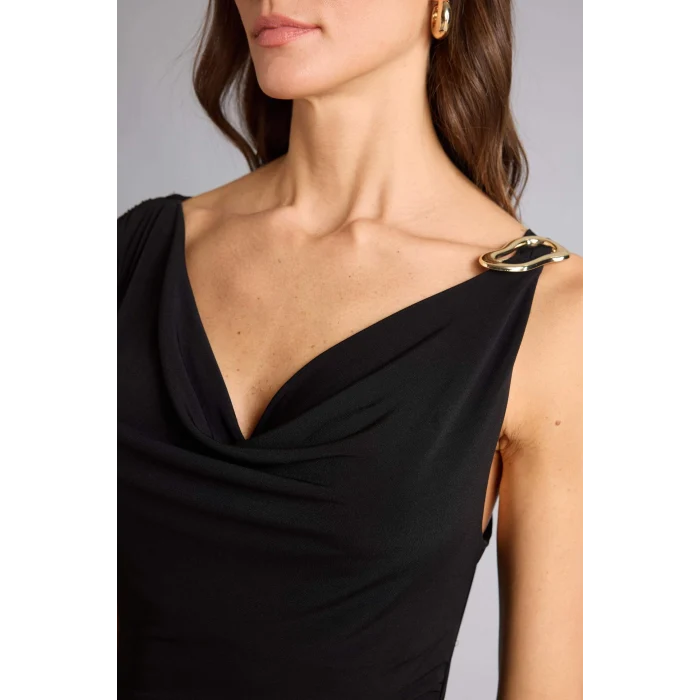 Defacto F9240AXBK81 Siyah Regular Fıt Degaje Yaka Kolsuz Elbise