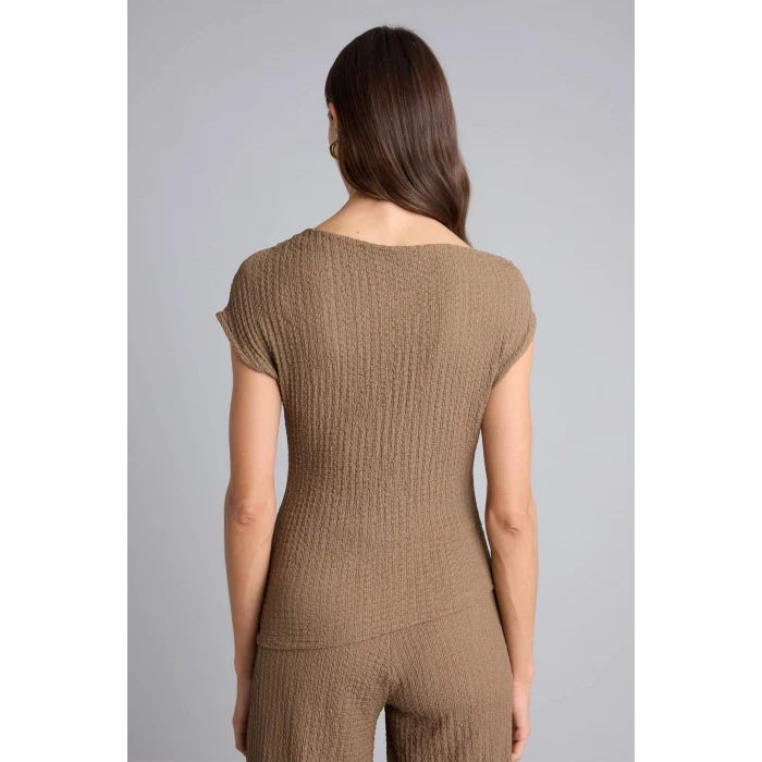 Defacto H0557AXBN229 Kahve Slım Fıt Tek Omuzlu Bürümcük Kısa Kollu Tişört