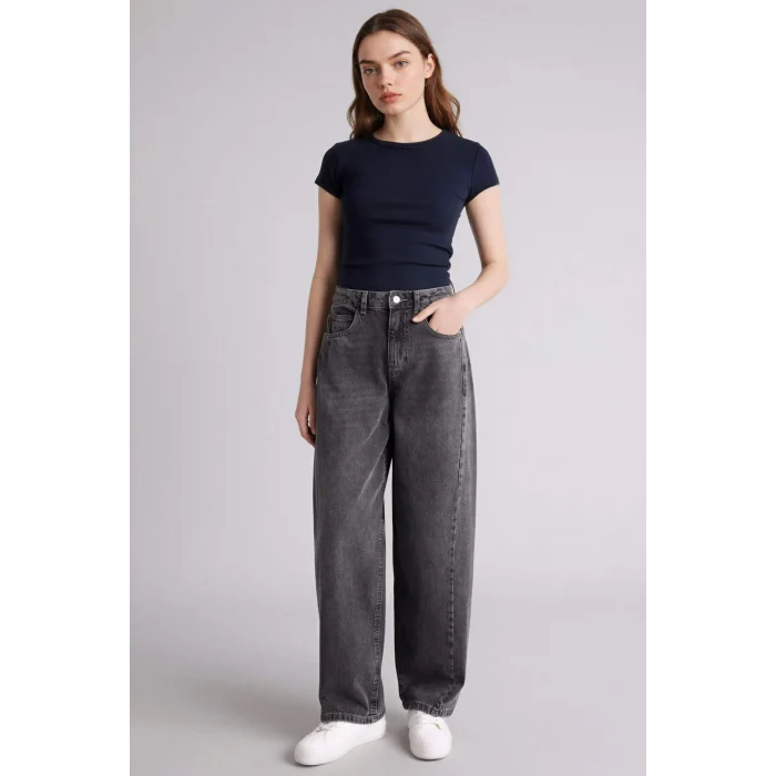 Defacto E0288AXNV146 Lacivert Fıtted Bisiklet Yaka Ribana Kısa Kollu Tişört