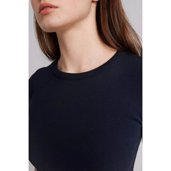 Defacto E0288AXNV146 Lacivert Fıtted Bisiklet Yaka Ribana Kısa Kollu Tişört