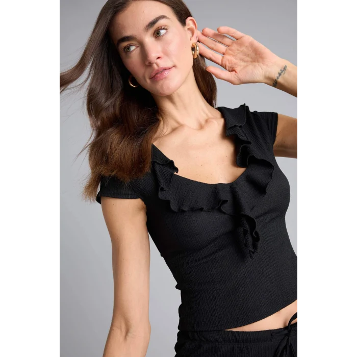 Defacto H1593AXBK81 Siyah Slım Fıt Bürümcük Tişört