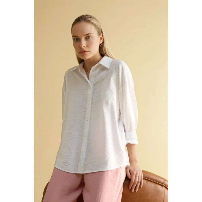 Defacto G8958AXWT79 Beyaz Relax Fıt Gömlek Yaka Uzun Kollu Gömlek