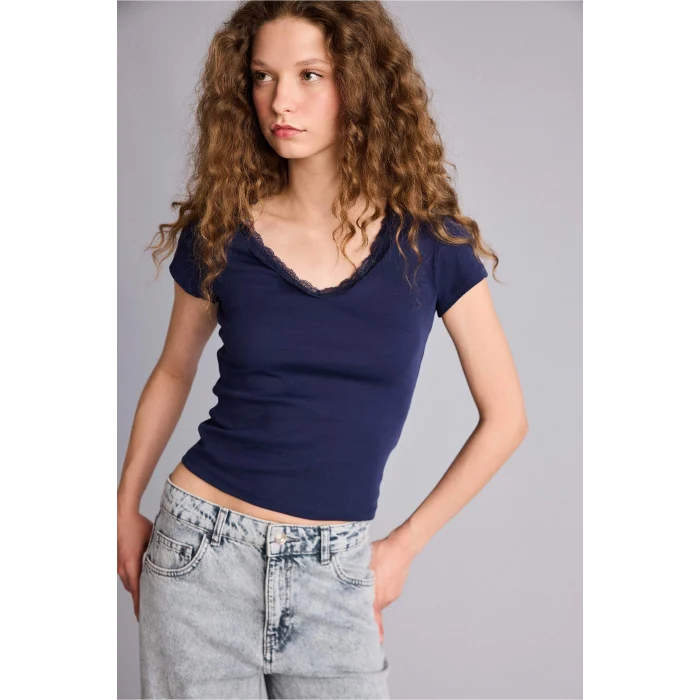 Defacto H1786AXNV31 Lacivert Fıtted Dantel Yaka Ribana Kısa Kollu Tişört