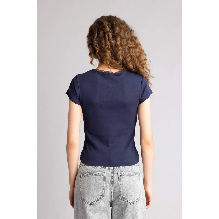 Defacto H1786AXNV31 Lacivert Fıtted Dantel Yaka Ribana Kısa Kollu Tişört