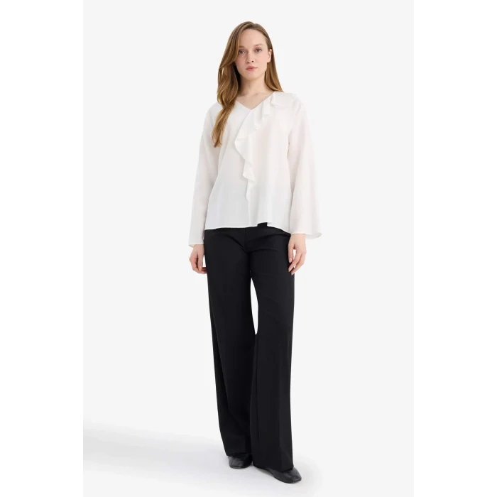 Defacto G9142AXER105 Ekru Relax Fit Krinkıl Kumaş Volanlı Bluz