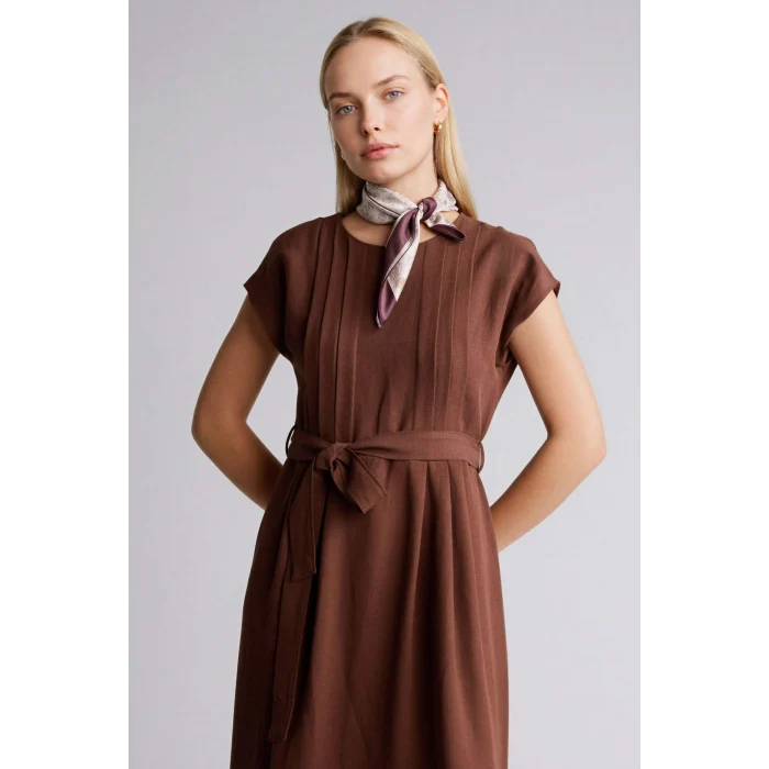 Defacto H0073AXBN330 Kahve Yuvarlak Yaka Keten Karışımlı Kısa Kollu Elbise