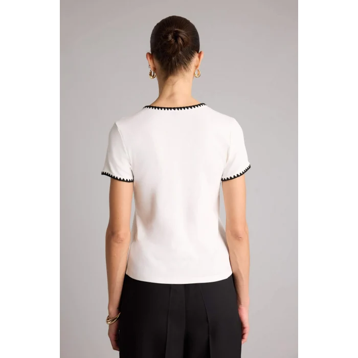 Defacto F9831AXER105 Ekru Regular Fıt Ribana Tişört