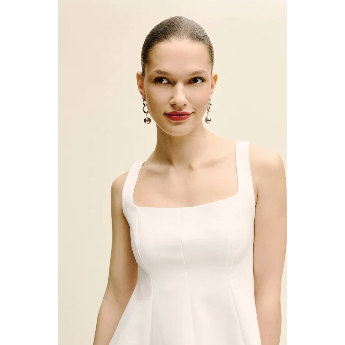 Defacto H1571AXER105 Ekru Fıtted Kare Yaka Krep Askılı Bluz