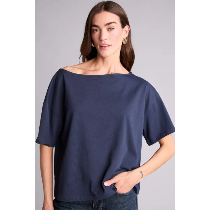 Defacto H6703AXNV42 Lacivert Relax Fıt Kayık Yaka Basıc Tişört