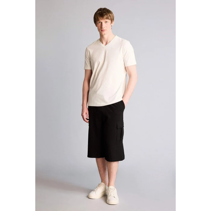 Defacto T4693AZBK81 Siyah Relax Fıt Düz Paça Sweatshirt Kumaşı Uzun Şort