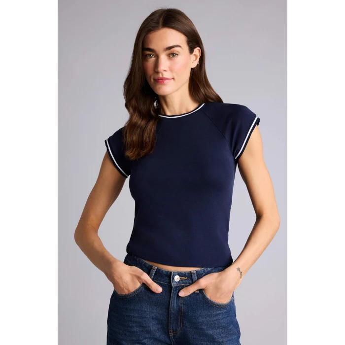 Defacto H4287AXNV251 Lacivert Regular Fıt Bisiklet Yaka Basıc Düz Ribana Kısa Kollu Tişört