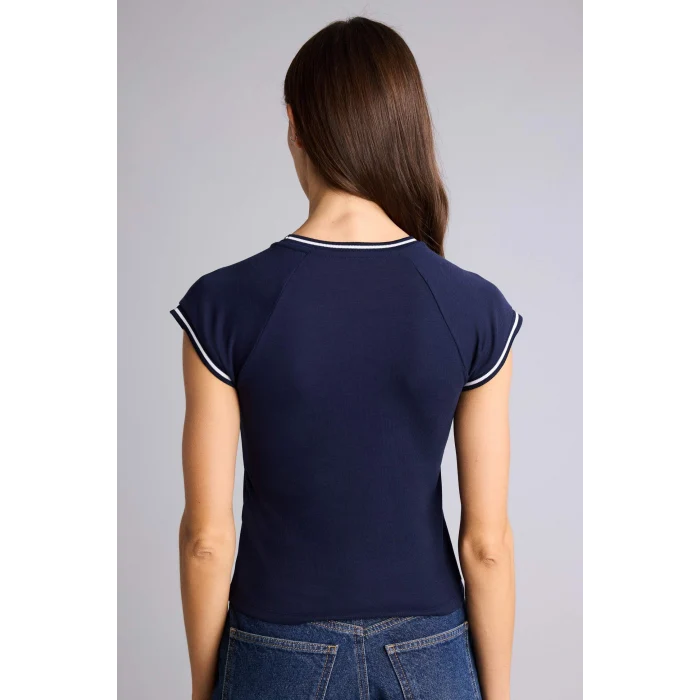 Defacto H4287AXNV251 Lacivert Regular Fıt Bisiklet Yaka Basıc Düz Ribana Kısa Kollu Tişört