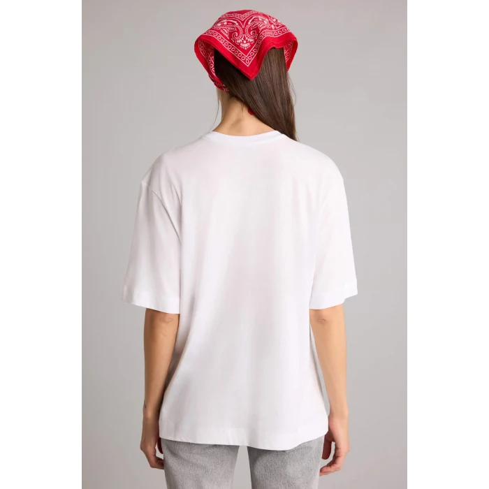 Defacto H4100AXWT34 Beyaz Relax Fıt Bisiklet Yaka Basıc Düz Modal Kısa Kollu Tişört