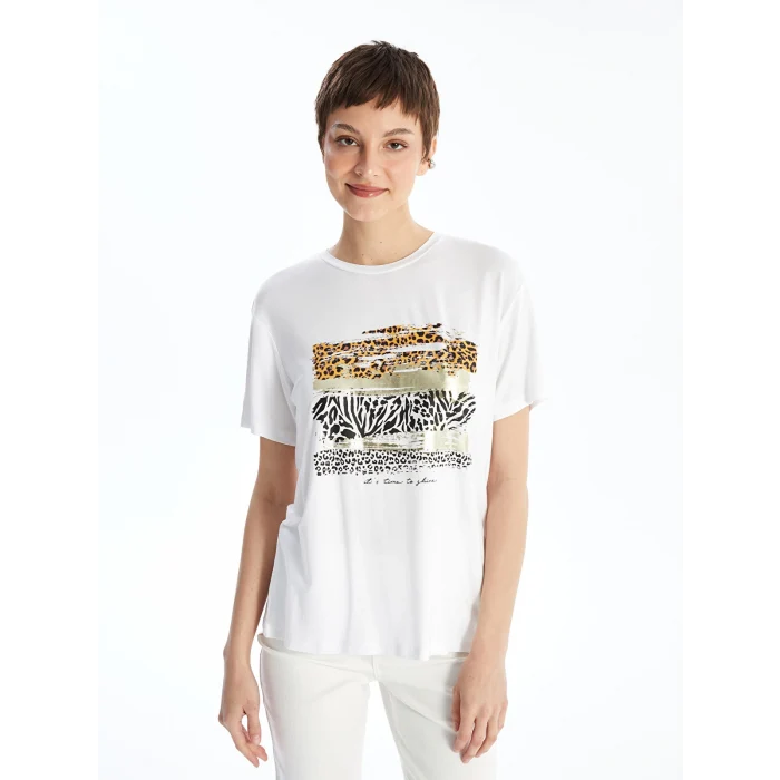 LCW Vision Beyaz Bisiklet Yaka Baskılı Kısa Kollu Kadın Tişört