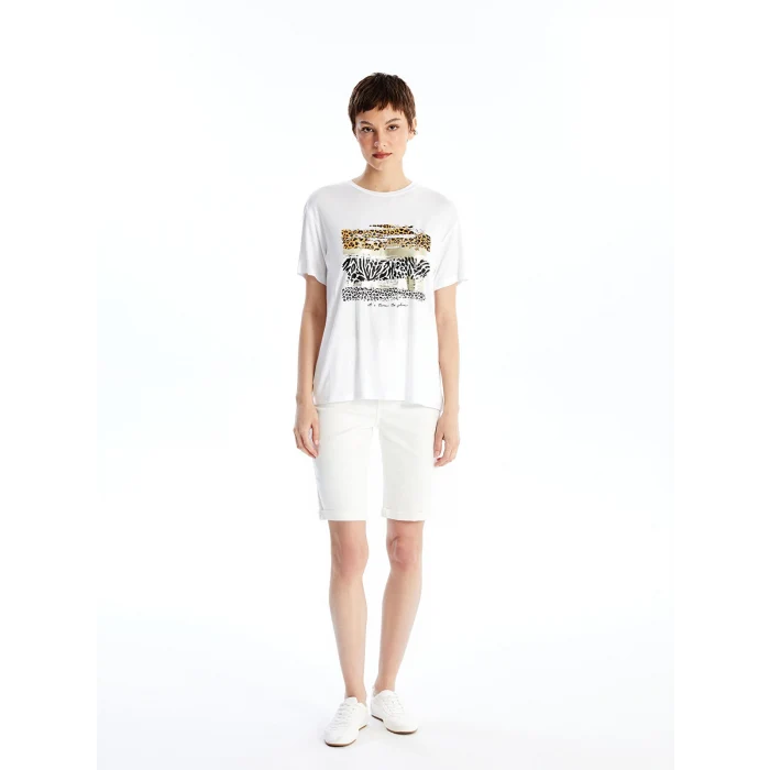 LCW Vision Beyaz Bisiklet Yaka Baskılı Kısa Kollu Kadın Tişört