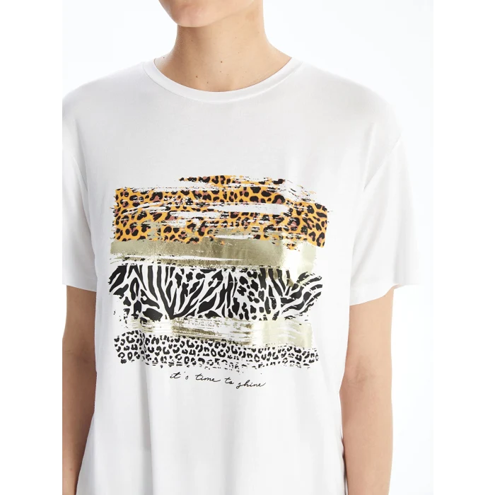 LCW Vision Beyaz Bisiklet Yaka Baskılı Kısa Kollu Kadın Tişört