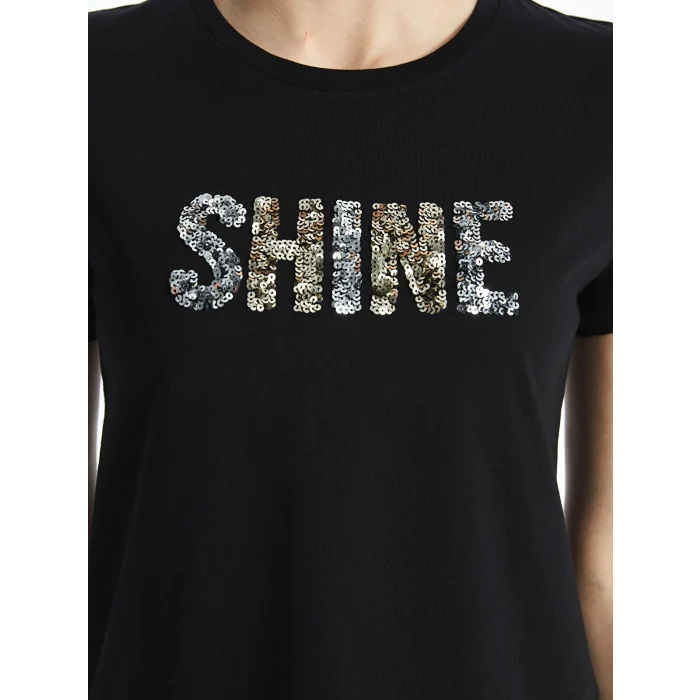 LCWAIKIKI Basic Siyah Bisiklet Yaka Pul Payetli Kısa Kollu Kadın Tişört