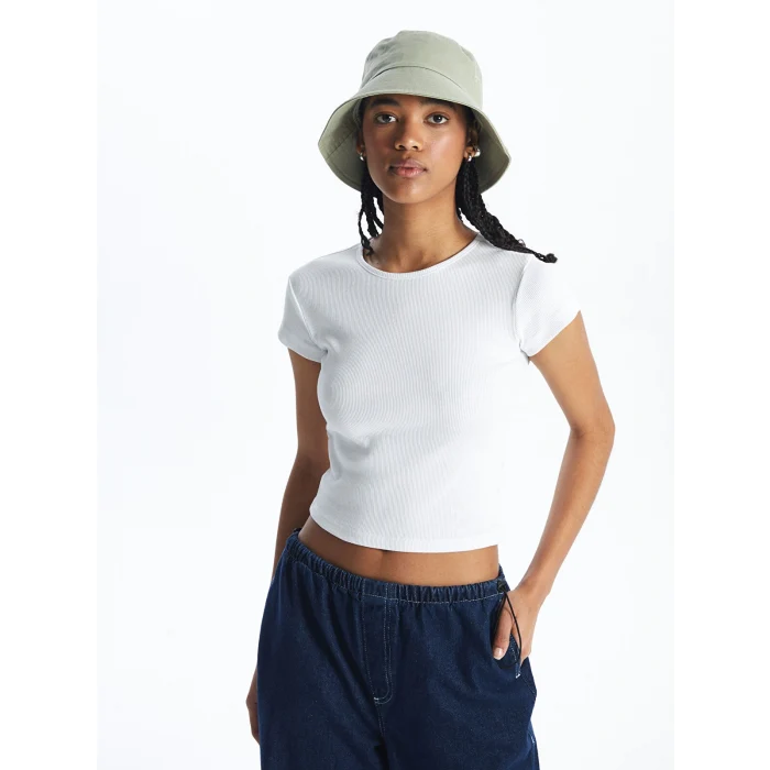 XSIDE Beyaz Bisiklet Yaka Düz Kısa Kollu Kadın Crop Tişört