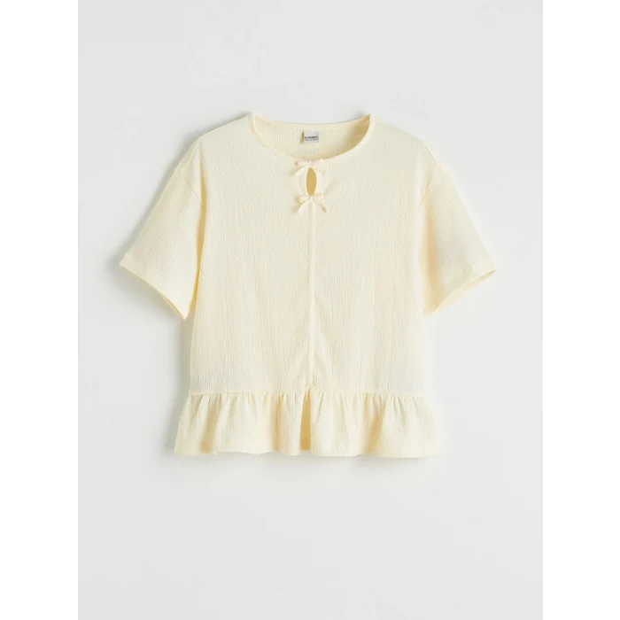 LCW Kids Bej Fiyonk ve Fırfır Detaylı Kız Çocuk Tişört