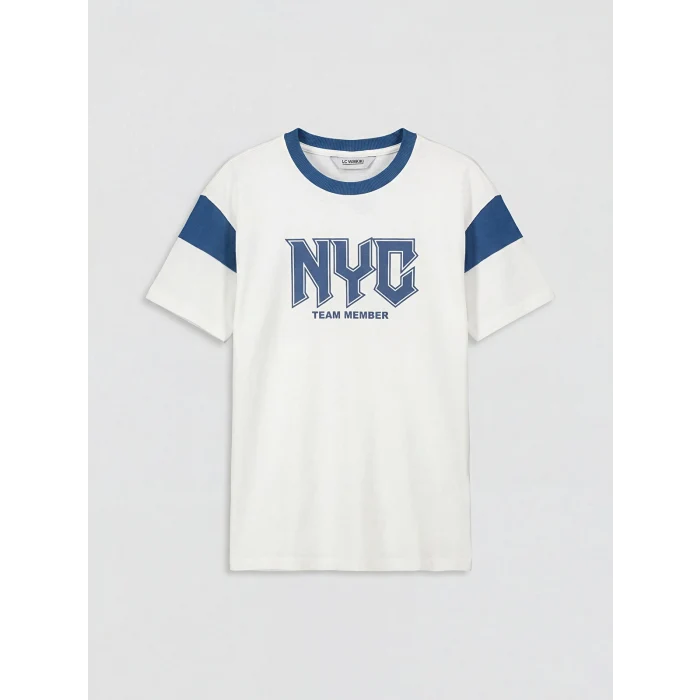 LCW Kids Ekru Bisiklet Yaka NYC Baskılı Erkek Çocuk Tişört