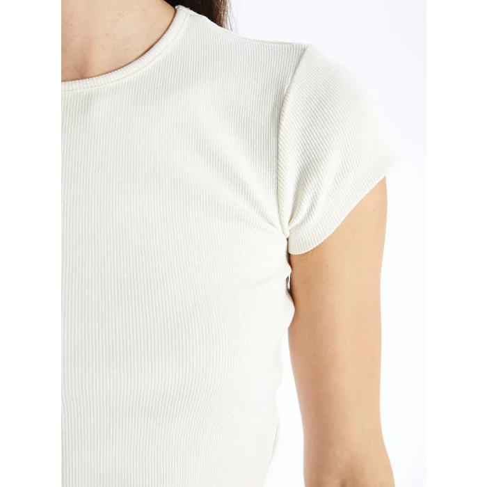 XSIDE Ekru Bisiklet Yaka Düz Kısa Kollu Kadın Crop Tişört