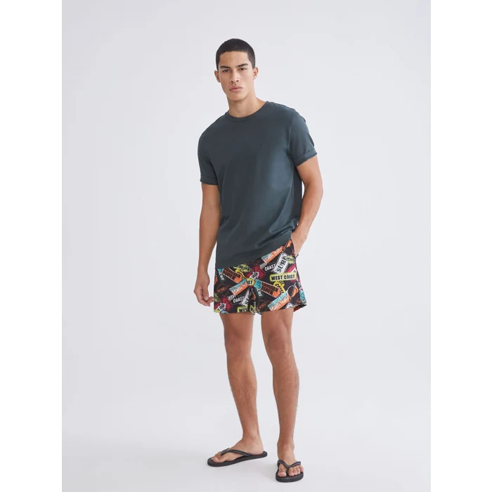 LCW SWIMWEAR Siyah Diz Hizası Boy Basic Erkek Deniz Şortu