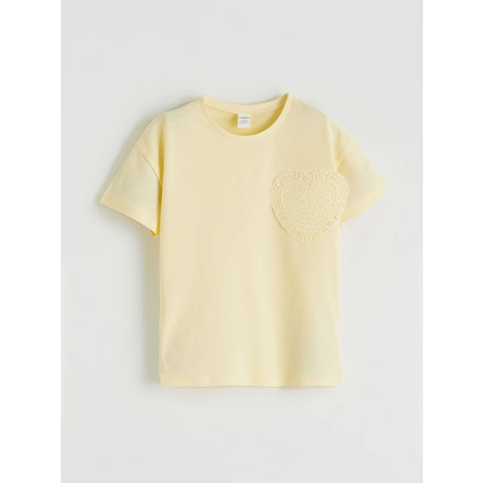 LCW Kids Sarı Bisiklet Yaka Kalp Detaylı Kız Çocuk Tişört