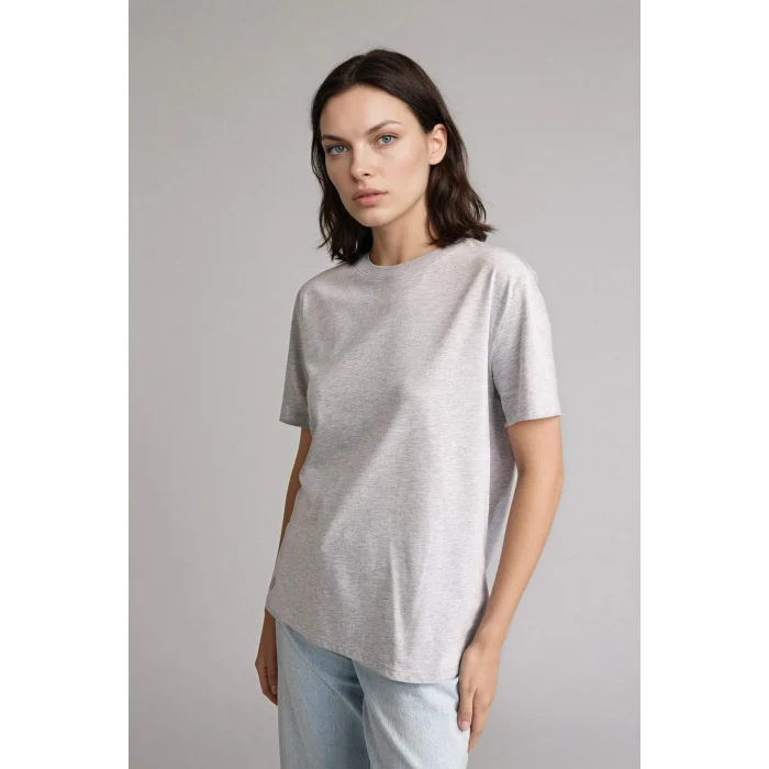 Defacto W9584AZGR93 Gri Regular Fıt Bisiklet Yaka Basıc Düz Penye Kısa Kollu Tişört