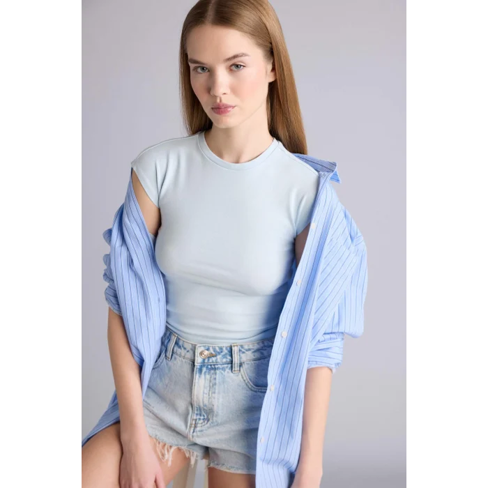 Defacto H1129AXBE343 Mavi Fıtted Bisiklet Yaka Ribana Kısa Kollu Tişört