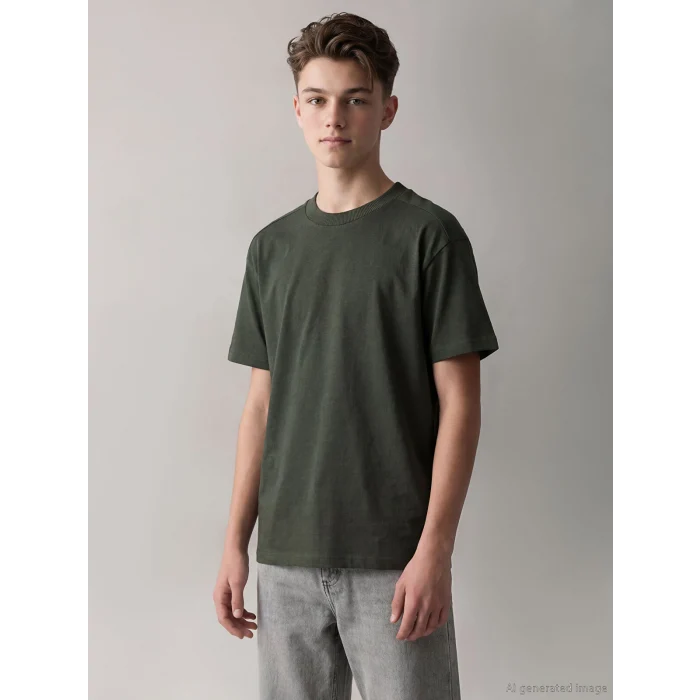 LCW Kids Yeşil Bisiklet Yaka Erkek Çocuk Tişört