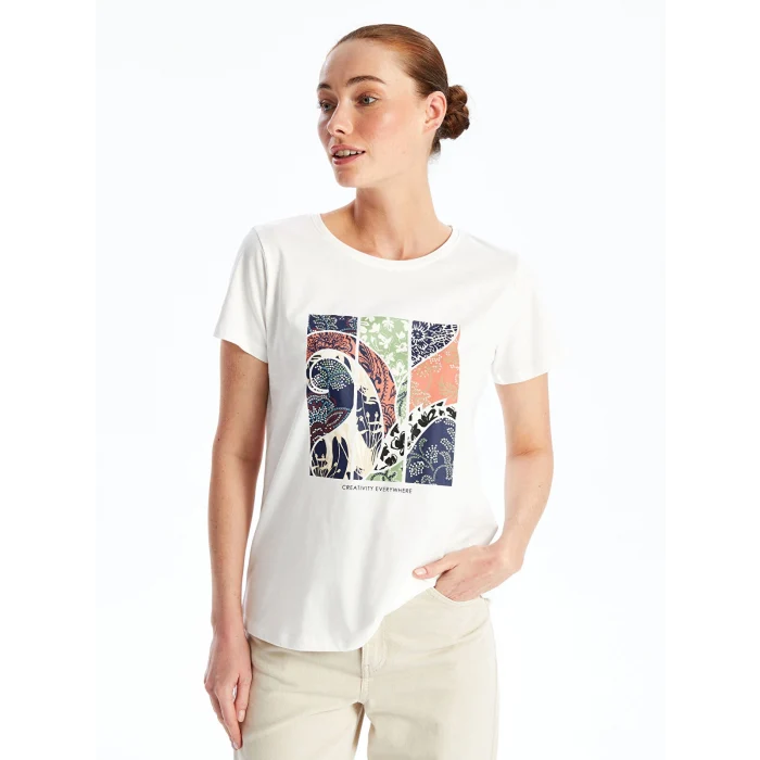 LCWAIKIKI Basic Beyaz Bisiklet Yaka Baskılı Kısa Kollu Kadın Tişört