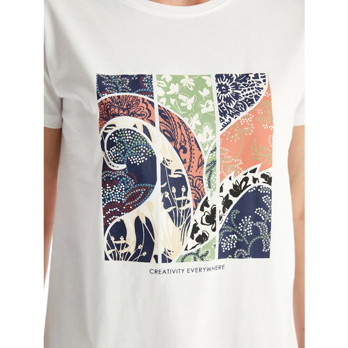 LCWAIKIKI Basic Beyaz Bisiklet Yaka Baskılı Kısa Kollu Kadın Tişört