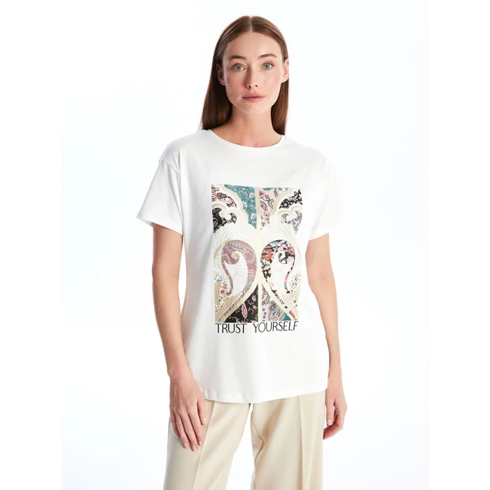 LCWAIKIKI Basic Beyaz Bisiklet Yaka Baskılı Kısa Kollu Kadın Tişört