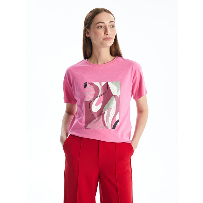 LCWAIKIKI Basic Pembe Bisiklet Yaka Baskılı Kısa Kollu Kadın Tişört