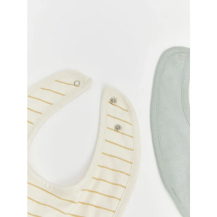 LCW baby Ekru Baskılı Erkek Bebek Mama Önlüğü 2li