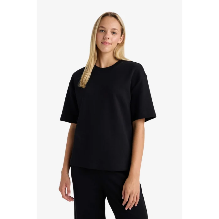 Defacto C7630AXBK81 Siyah Relax Fit Bisiklet Yaka Basic Düz Kısa Kollu Siyah Tişört