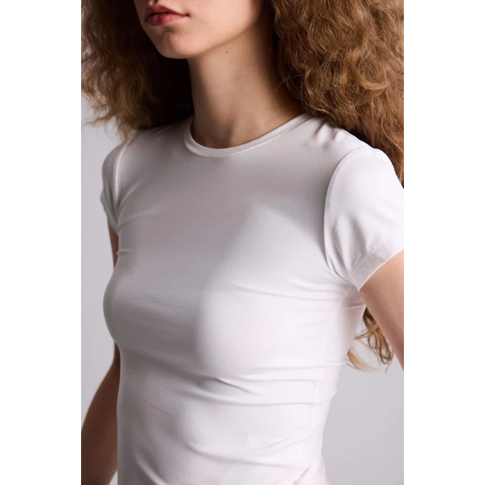 Defacto H6241AXWT32 Beyaz Fıtted Bisiklet Yaka Kısa Kollu Tişört