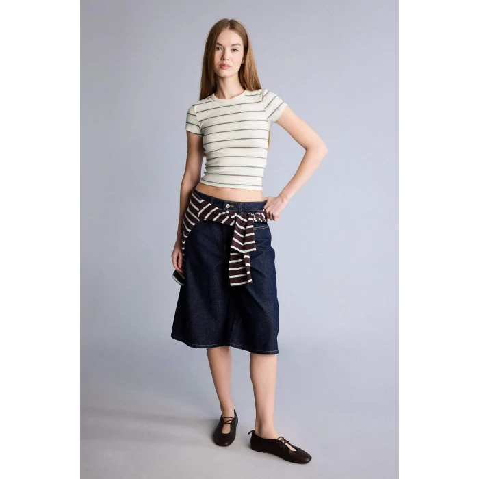 Defacto G2231AXER98 Ekru Fıtted Bisiklet Yaka Ribana Kısa Kollu Tişört